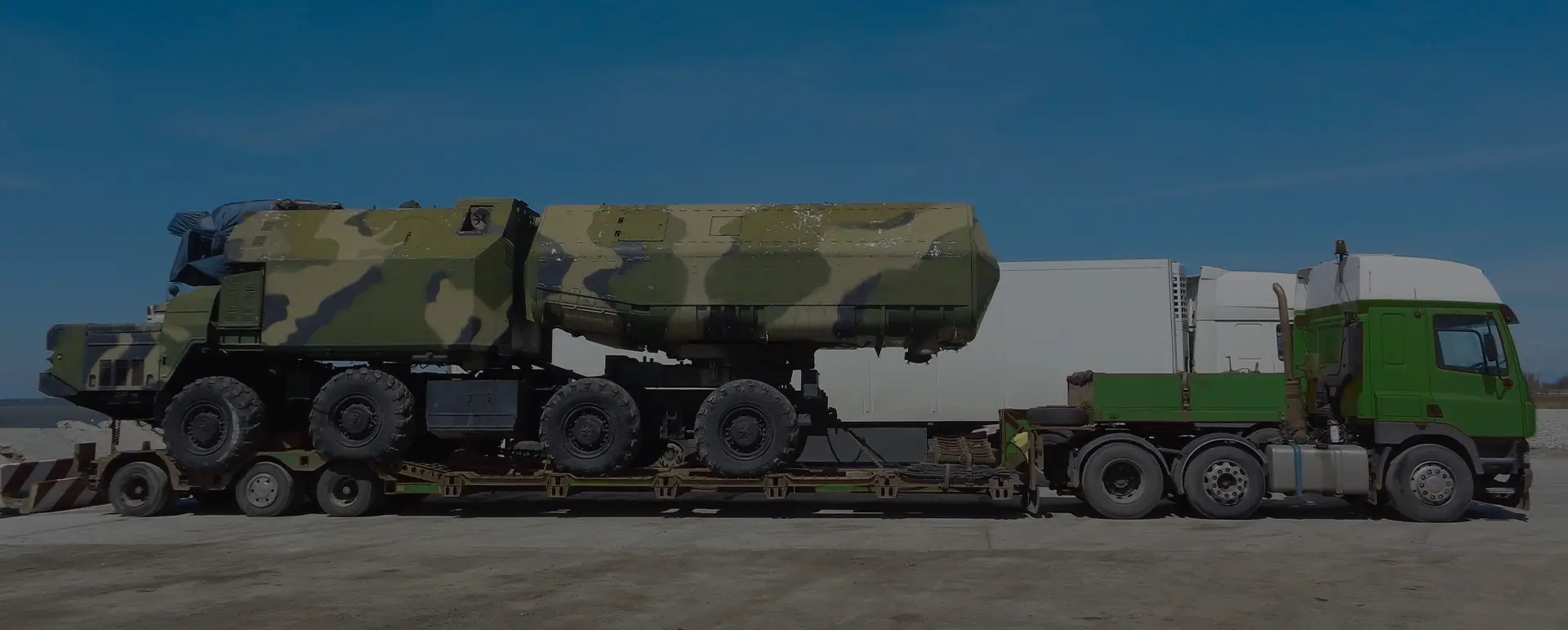 Доставка техники и ракет в селе Большая Черниговка (Приволжский округ - Самарская область) специальным воинским автотранспортом по договору